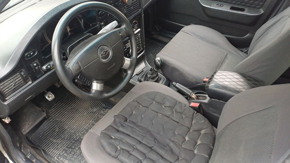 Продам нексию.2  Легенда одам в хорошие руки