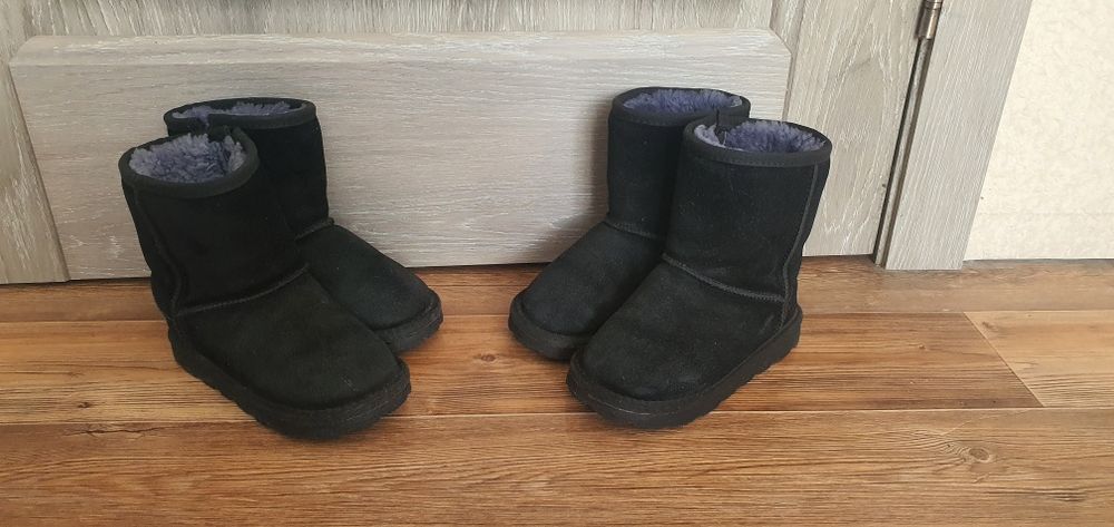 Продам детскую обувь