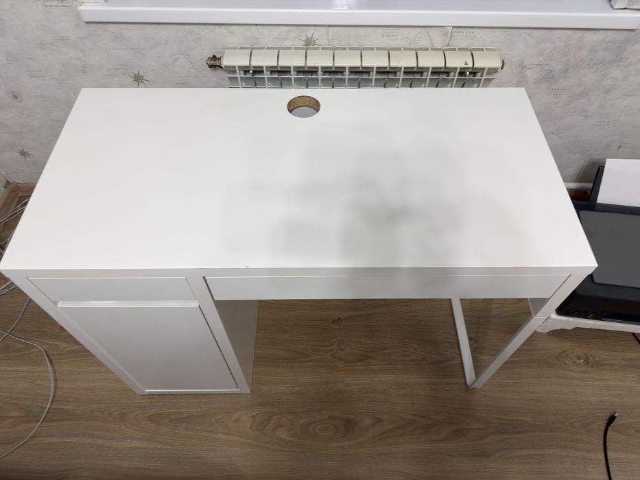 Продам стол ikea