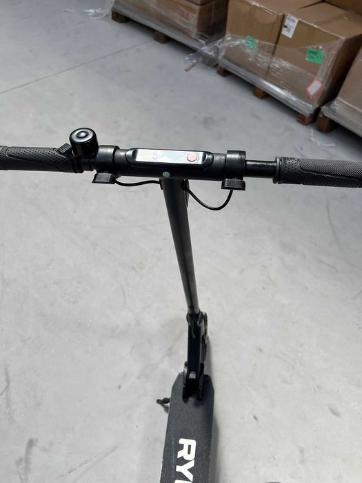 Trotinetă electrică pliabilă RYDE 8" 300 Skywalk, stare buna, viteza maxima 25km/h