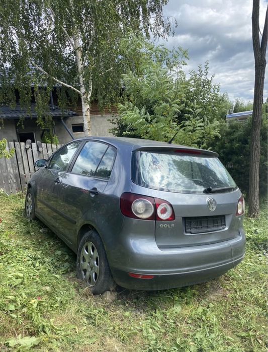 Dezmembrez Golf 5 Plus