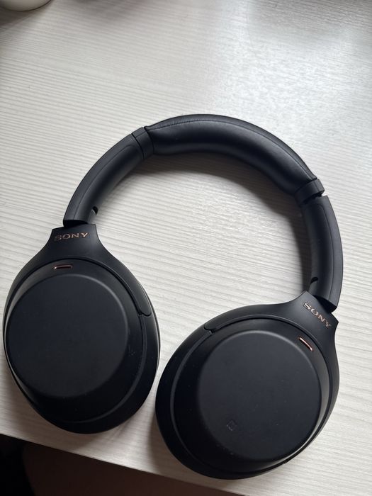 Наушники Sony WH-1000XM4