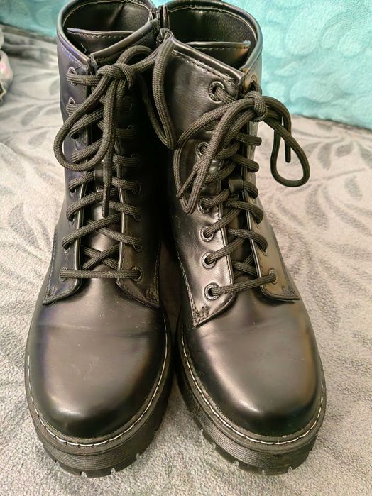 Нови оригинални боти 38 н с безплатна доставка