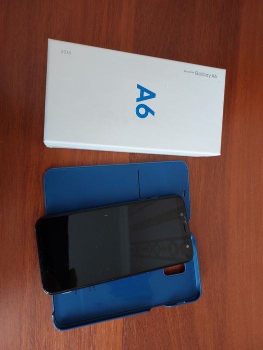 Продам телефон самсунг А6