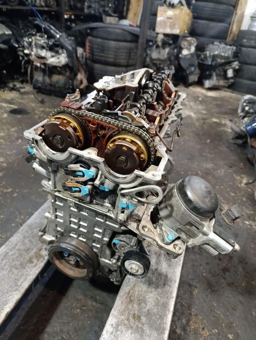 Двигатель на BMW E46 N42 под ремонт