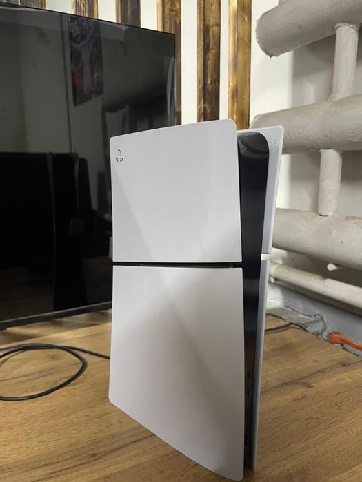 Игровая приставка PlayStation 5 slim