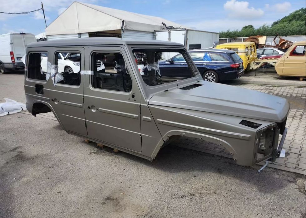 Mercedes-Benz G-Class — кузовные запчасти под заказ (Gelandewagen)