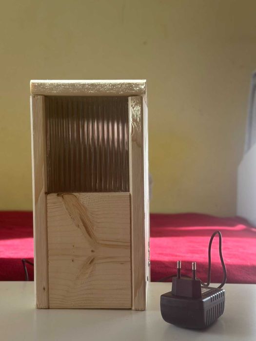 Автоматична хранилка за животни