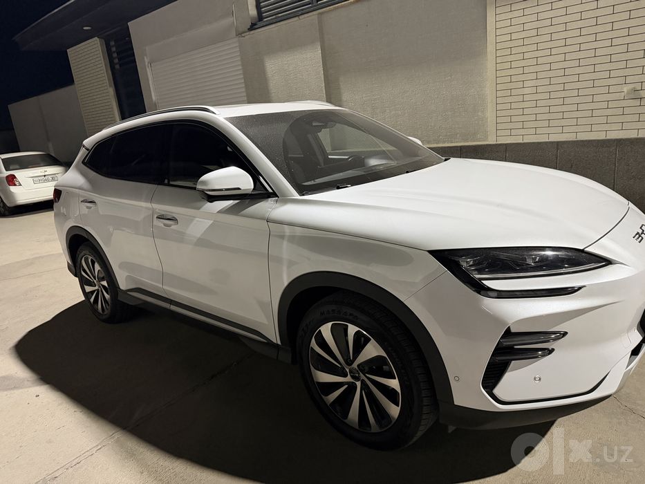 BYD Champion 605