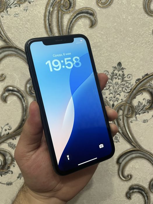 Продам iPhone 11 64gb.