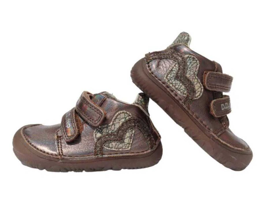 Боси обувки D.D step 23 номер.Зимни обувки  Колев и колев 24 номер