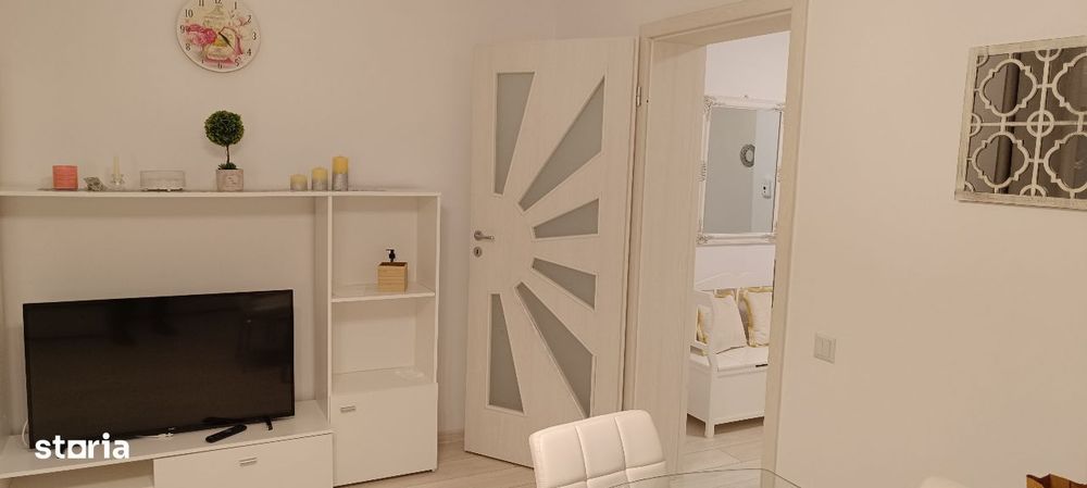 Inchiriere apartament 2 camere in zona Coresi.