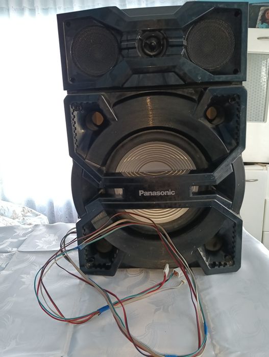 Vând boxe panasonic