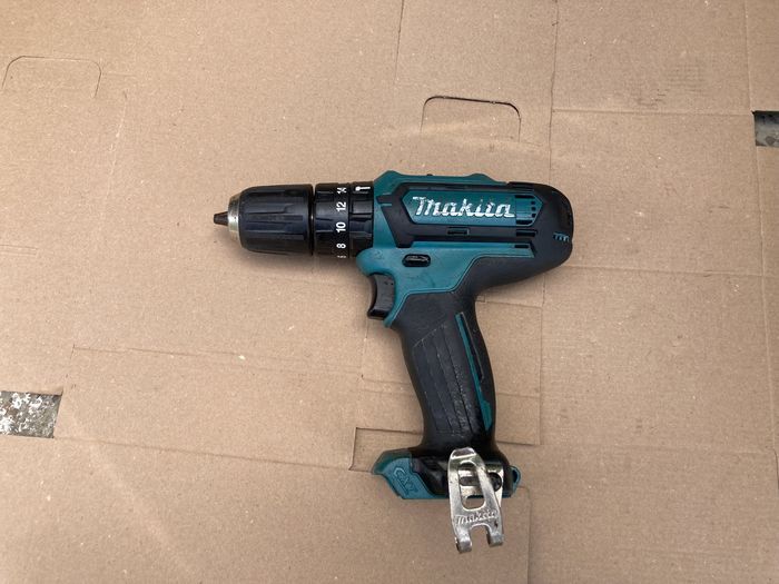 Autofiletanta Makita TD 110D 10,8V doar Corp