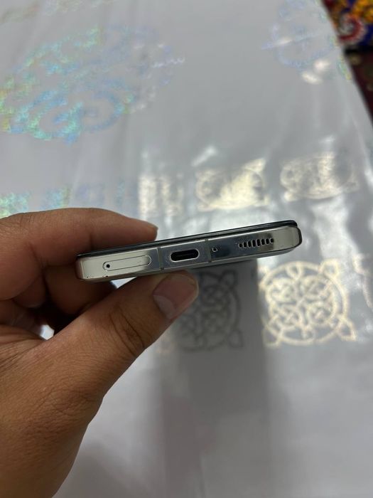 Xiaomi 13 pro CN 256 / 12+4 gb