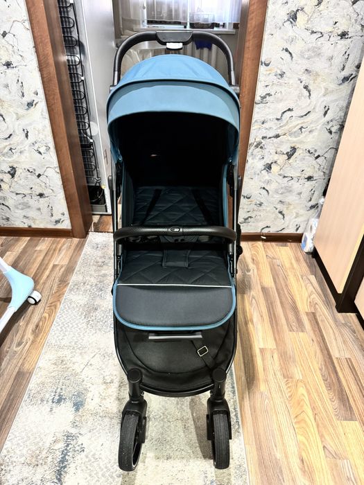Продам детскую коляску