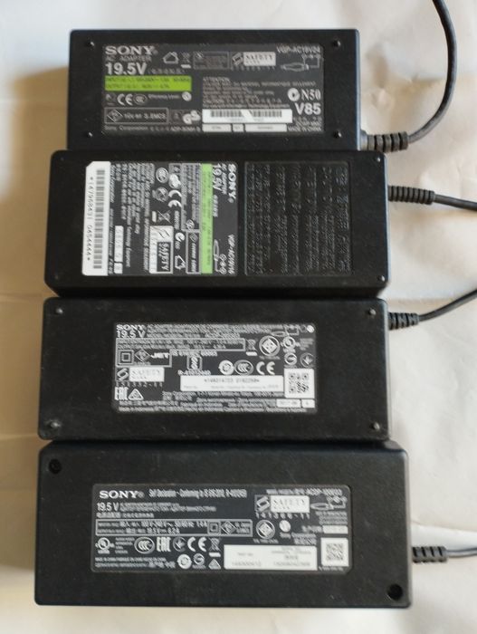 Alimentatoare Sony Laptop /TV Original 19, 5 V - 4,36 A /4,7 A /6,2 A