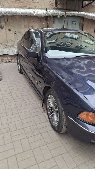 Бмв е39.    .   .