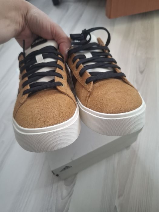 Încălțăminte sport Adidas mărimea 40 1/2