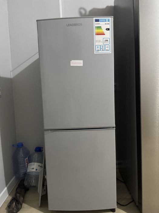 Продам новый холодильник