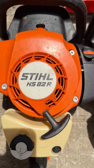 професионален бензинов храсторез STIHL HS 82 R