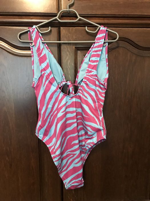 Дамски цял бански в розово