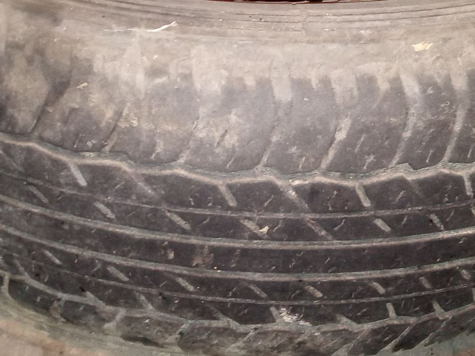 Продам резину 265/65/17 на prado б/у