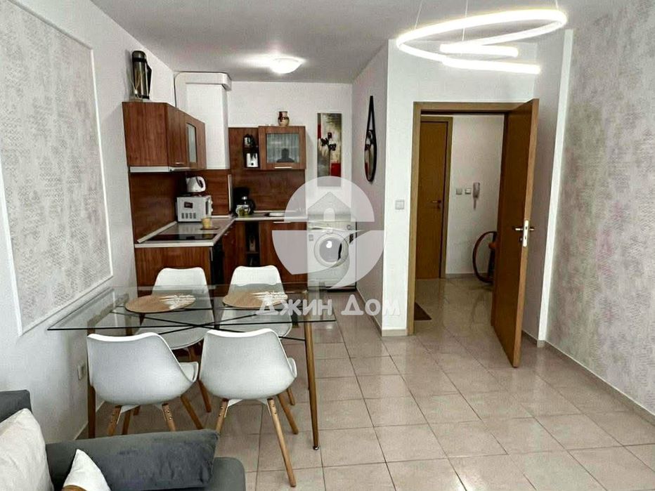 Продава се Двустаен апартамент в к.к. Слънчев бряг - 51 кв.м за 695 €/кв.м - Снимка #3