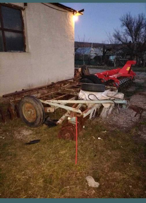 Vând 3 discuri gd 3.2 cu cadru din cornier gros model mai vechi