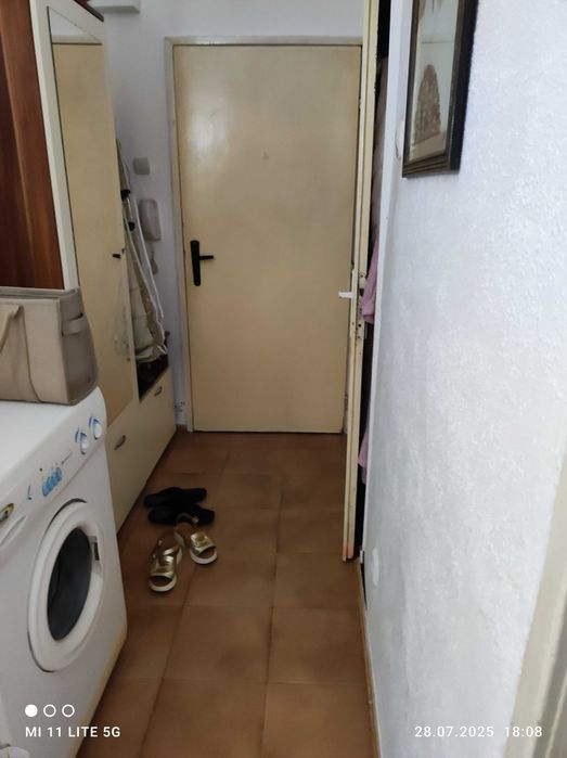 Продава се Двустаен апартамент в Добрич, Дружба 2 - 62 кв.м за 987 €/кв.м - Снимка #4