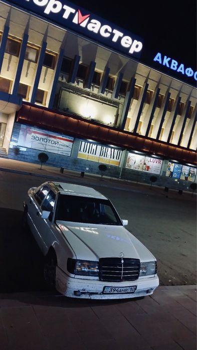 Mersedes benz e200 w124