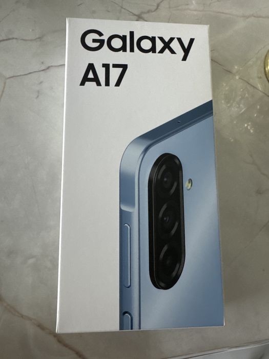 Продам новый Самсунг А17/256