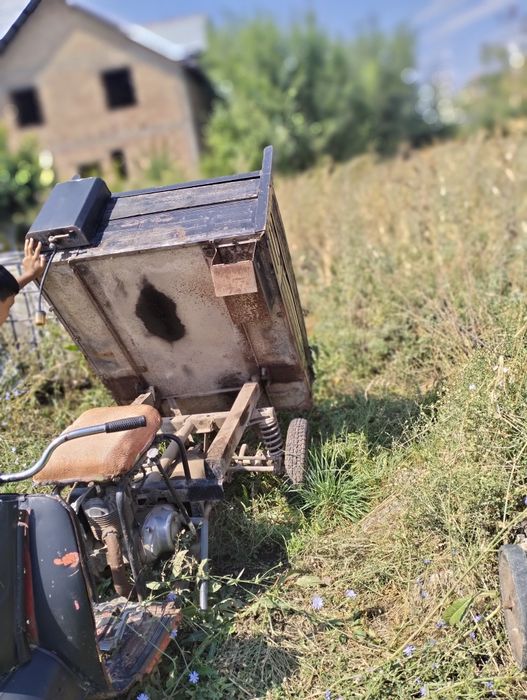 Мотороллер муравей