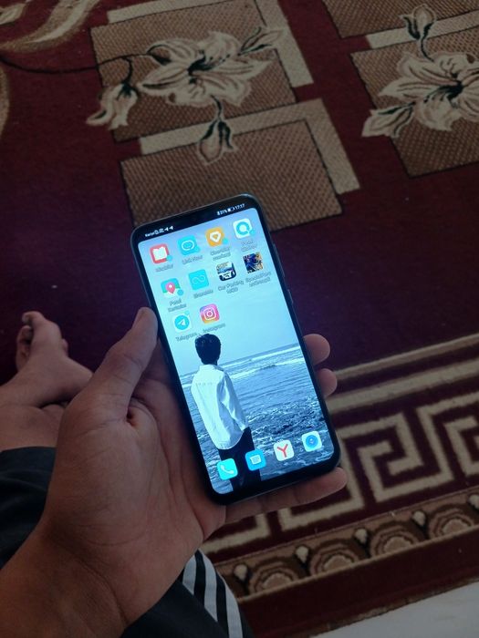 Samsung a17 5g.      .