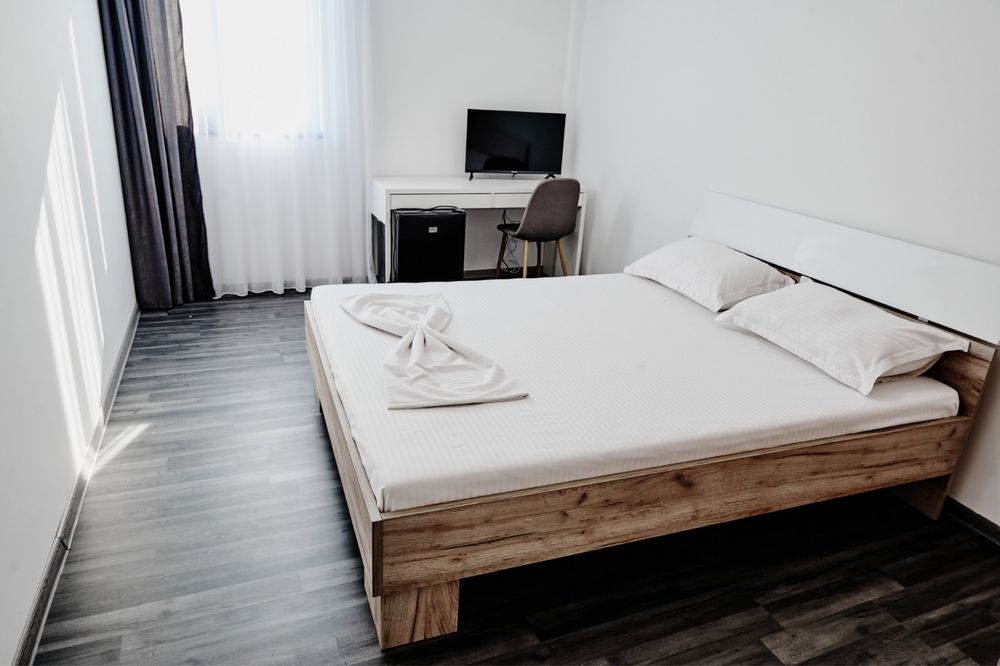 Regim hotelier camera (pensiune)