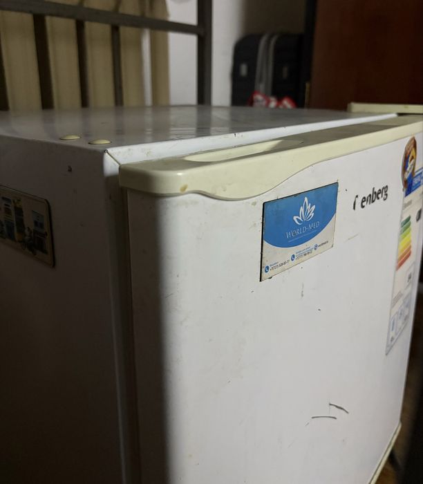 Срочно продаю холодильник