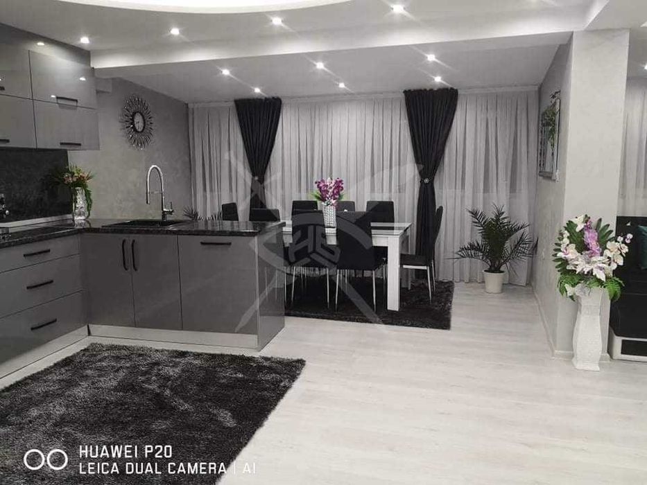 Продава се Многостаен апартамент в Асеновград - 150 кв.м за 1000 €/кв.м - Снимка #4