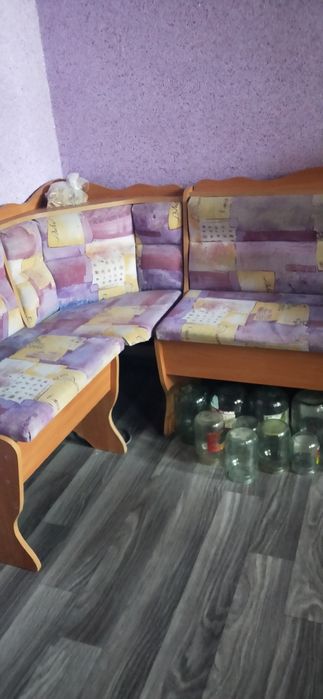 Кухонный уголок,прихожая и ковер