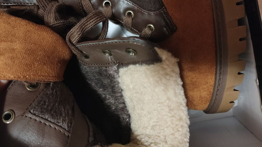 Дамски Зимни цветни  боти