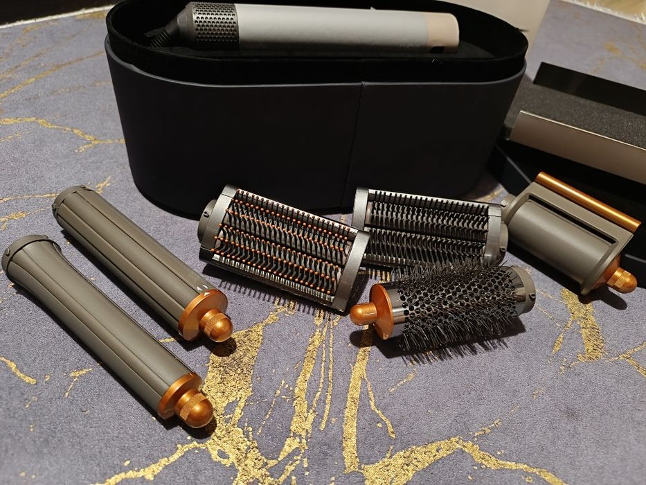 Ново! Dyson HS05 Airwrap Complete Long Маша за коса