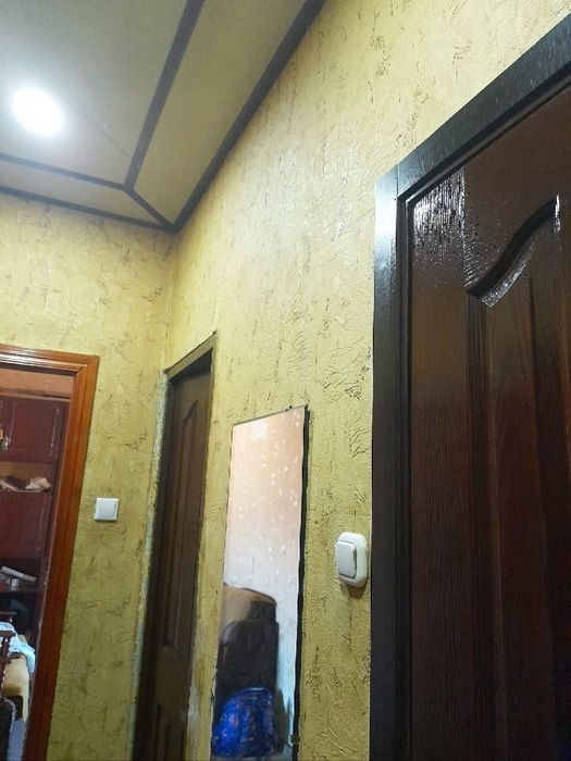 Срочно ‼️2 комнатная балкон 1.5/3 9кв Чиланзар