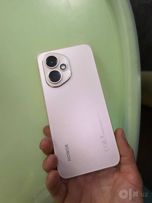 Продам свой honor 400 - 5g  8/256 gb в идеальном состояние