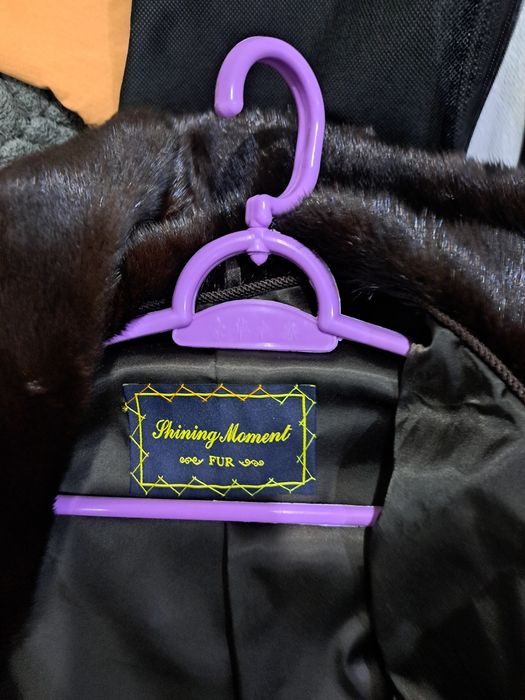 Продам норковую шубу.