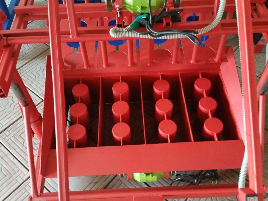 Станок для пескоблока, шлакоблока, керамзитоблока