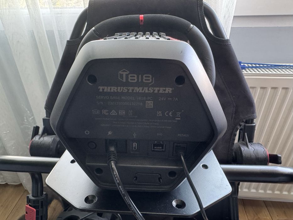 Volan Thrustmaster T818 Ferrari cu pedale T-LCM si schimbator TH8A