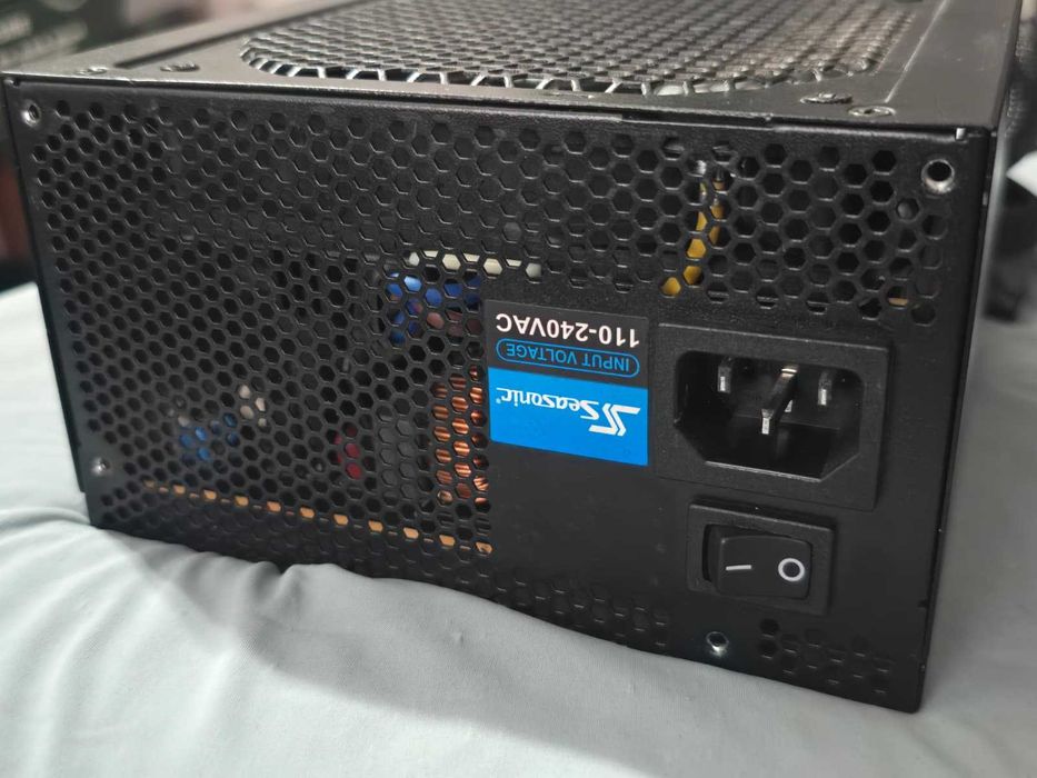 Sursa PC Seasonic S12III-500 (SSR-500GB3), 500W, 80 PLUS Bronze 2x 6+2-pin PCIe