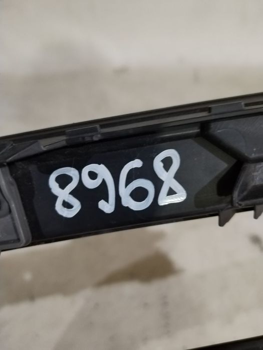 Grila proiector stanga, Skoda Octavia 4, 2020, 2021, 2022, 2023, 2024, cod origine OE 5E3807681.