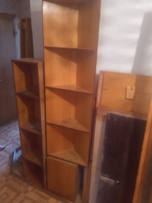 Отдам мебель , самовывоз