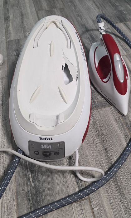 Statie de calcat Tefal Express Anti-calc