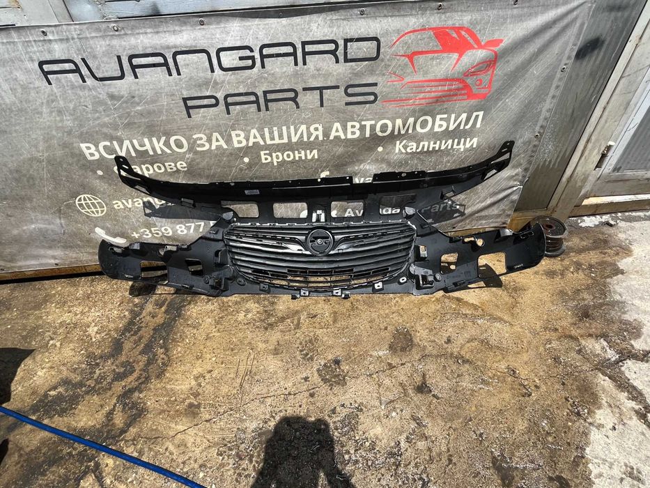 Решетка Opel Combo 18-